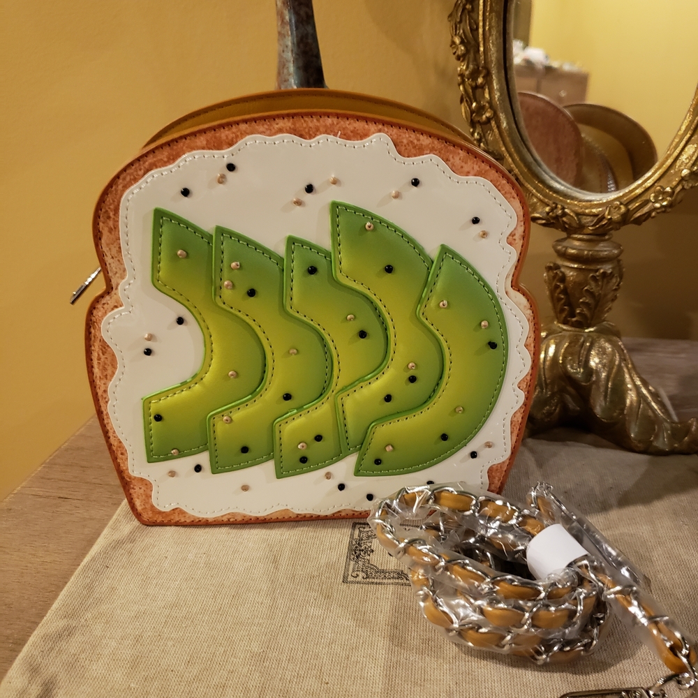 A Toast To You Brunch Avocado Toast Beaded Crossbody Bag - Sold Out! NWT! - Picture 7 of 9
